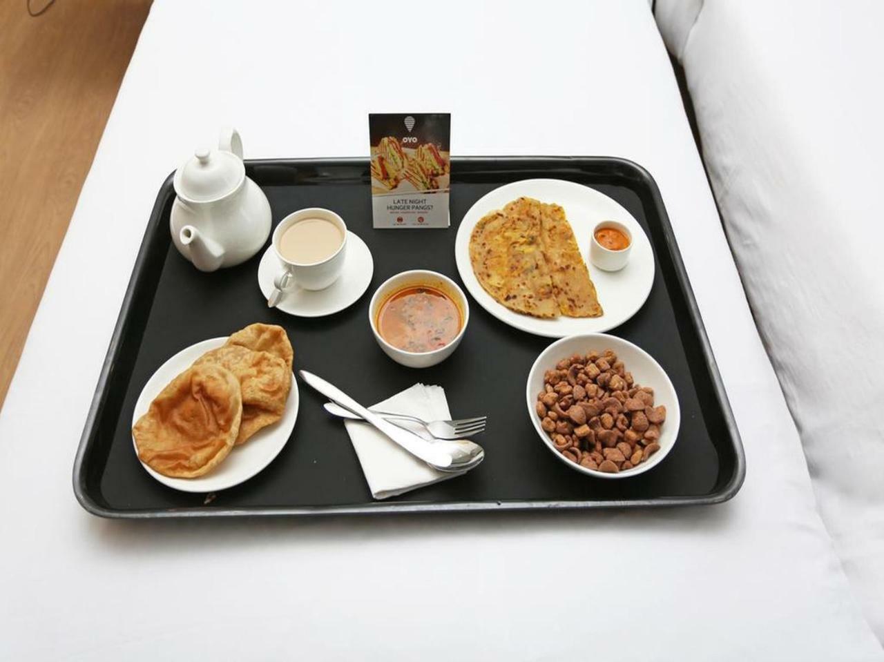 Oyo 28027 Hotel Dhruv ماندي المظهر الخارجي الصورة