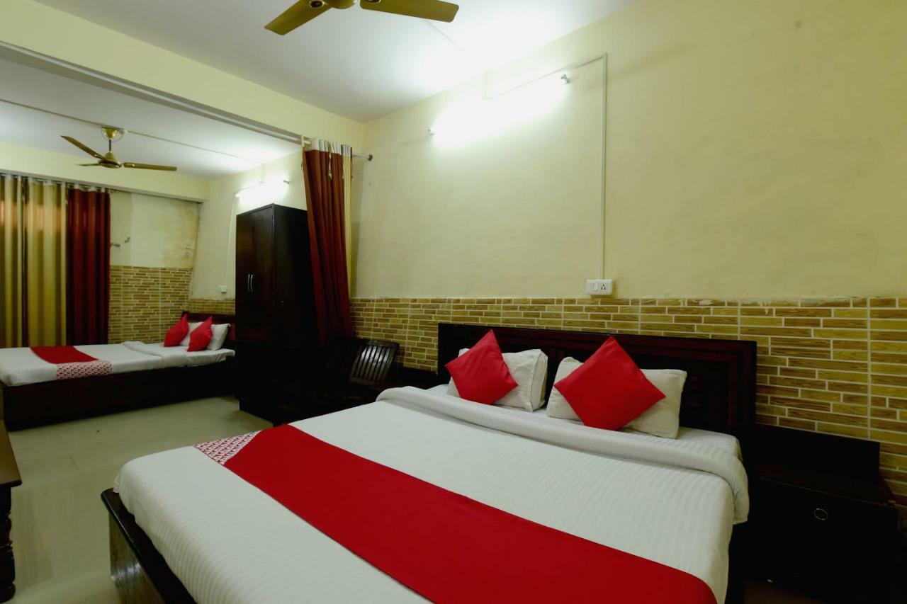 Oyo 28027 Hotel Dhruv ماندي المظهر الخارجي الصورة