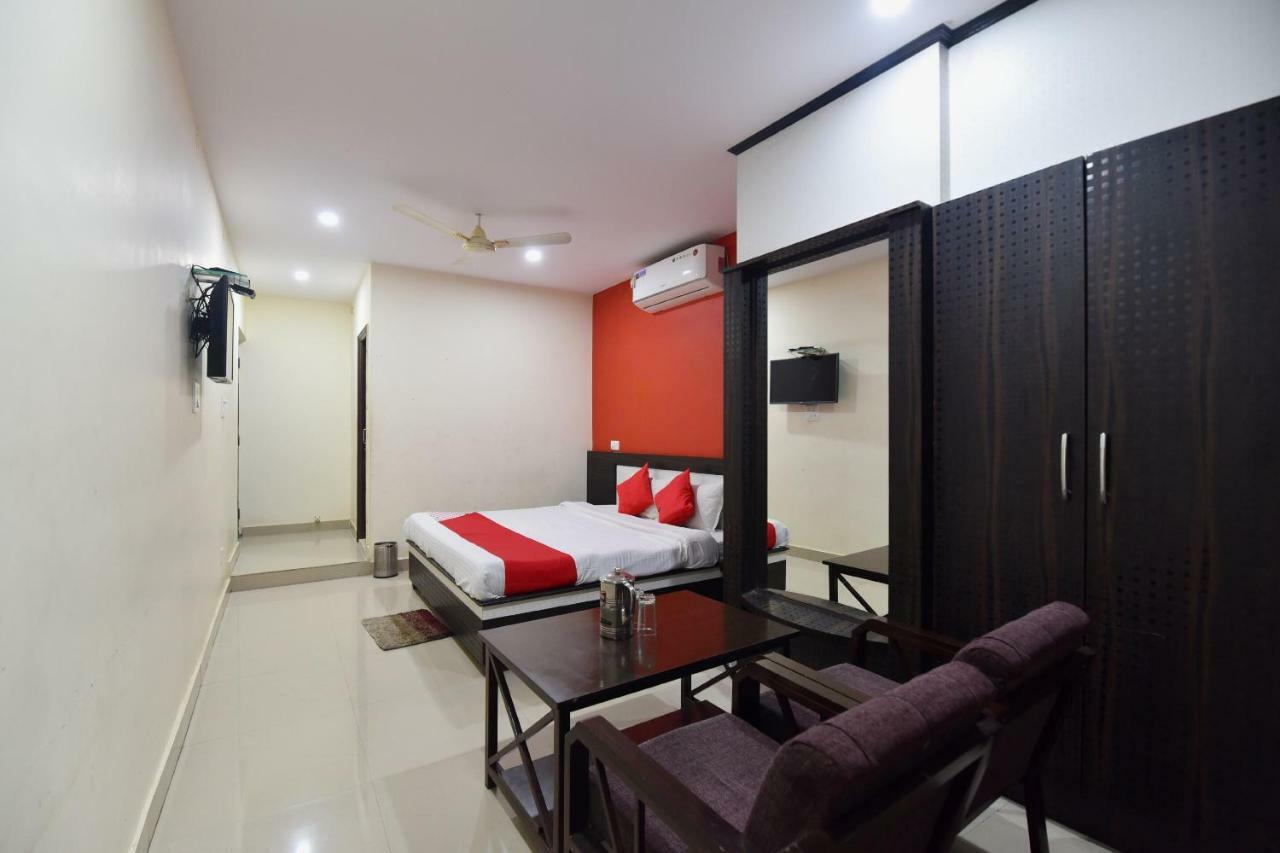 Oyo 28027 Hotel Dhruv ماندي المظهر الخارجي الصورة